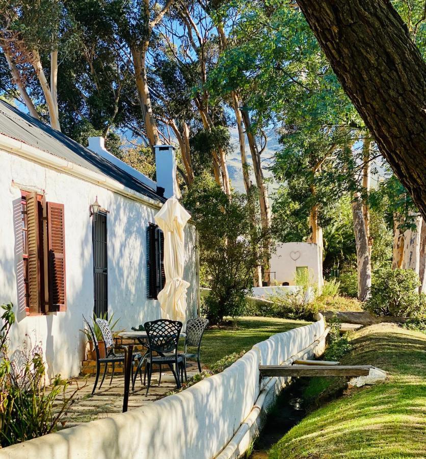 Beaumont Family Wines Villa Botrivier Exterior photo